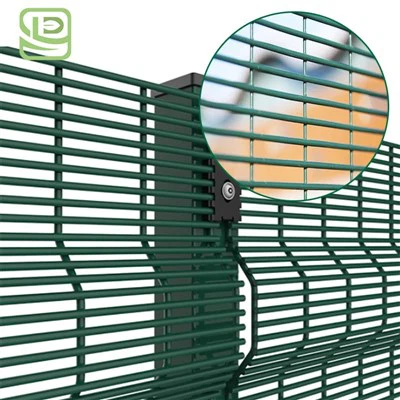 358 proti výstupnému plotu